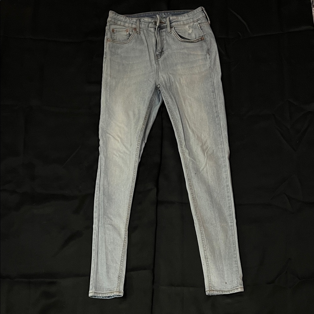 Woman’s skinny Jeans - Wild Fable brand - size 6